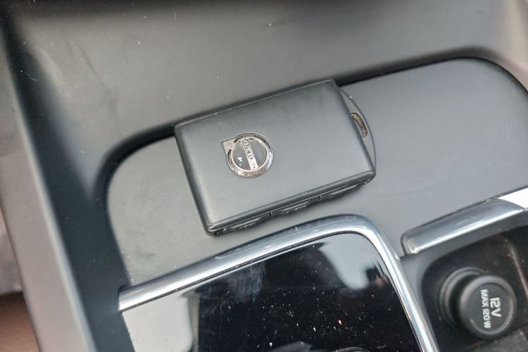 沃尔沃S60 2022款 B4 智逸豪华版中控内饰7001