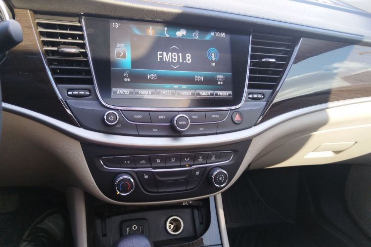 别克 威朗 2019款 三厢 15S 自动领先型局部细节16