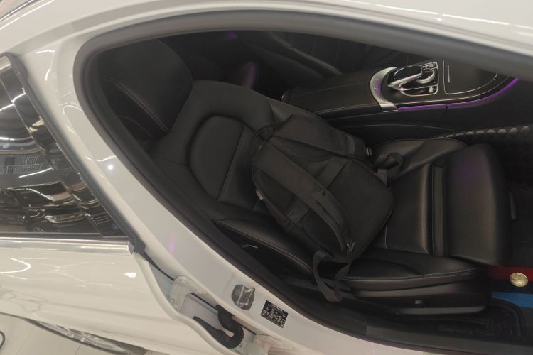 奔驰C级 2018款 C 180 L 时尚型运动版局部细节41