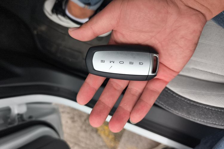 吉利银河 熊猫 2025款 210km 元气熊中控内饰11