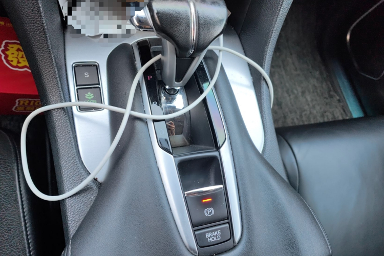 本田 冠道 2017款 240TURBO 两驱豪华版中控内饰18