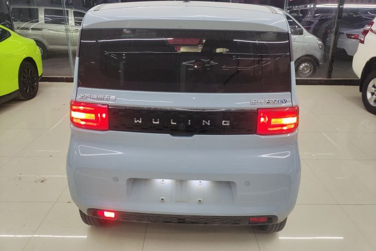 五菱汽车 宏光MINIEV 2020款 悦享款 磷酸铁锂车身外观6