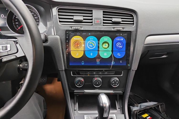 大众 高尔夫 2018款 230TSI 自动舒适型局部细节16