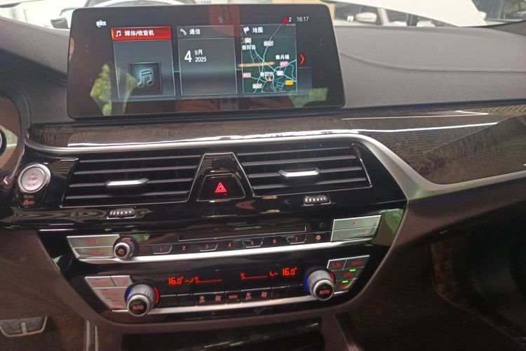 宝马5系 2018款 525Li M运动套装局部细节16