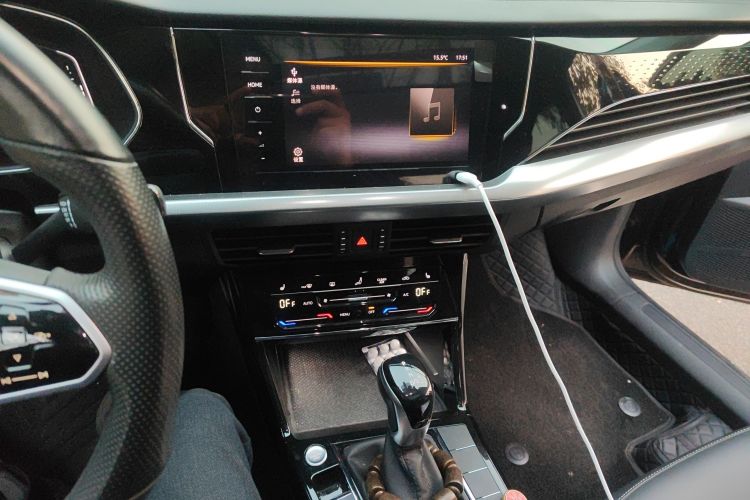 大众 帕萨特 2023款 330TSI 星空精英版中控内饰16