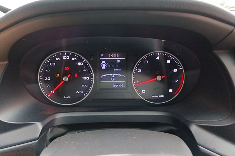 荣威360 2018款 PLUS 1.5L 手动豪华版中控内饰14