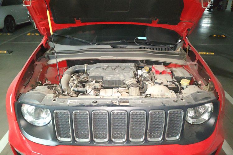 Jeep 自由侠 2019款 220T 自动领先版局部细节24