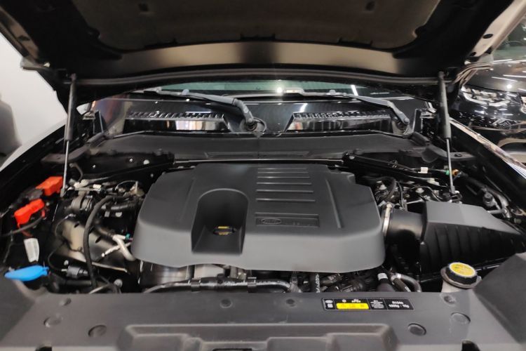 路虎卫士 2025款 110 3.0T P400 -Dynamic HSE局部细节24