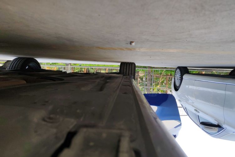 宝马3系 2022款 320Li M运动套装局部细节9001