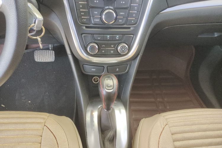 别克 昂科拉 2015款 1.4T 自动两驱都市精英型中控内饰18