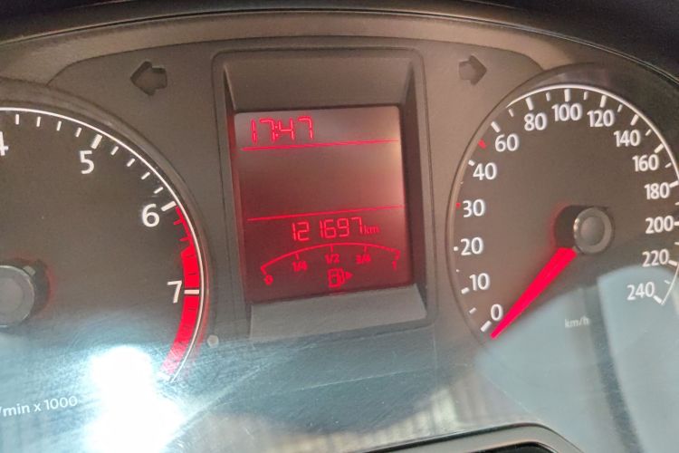 大众 捷达 2015款 1.6L 自动舒适型局部细节14