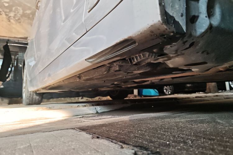 宝马5系 2018款 525Li 豪华套装局部细节9001