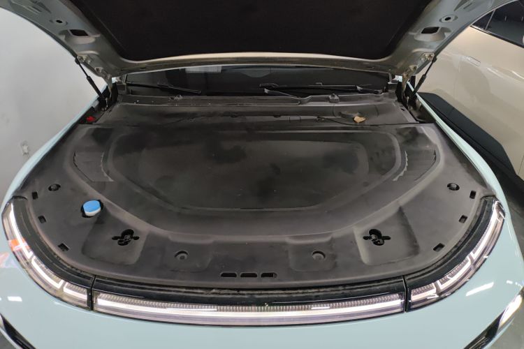 小鹏P7 2023款 P7i 702 Pro局部细节24