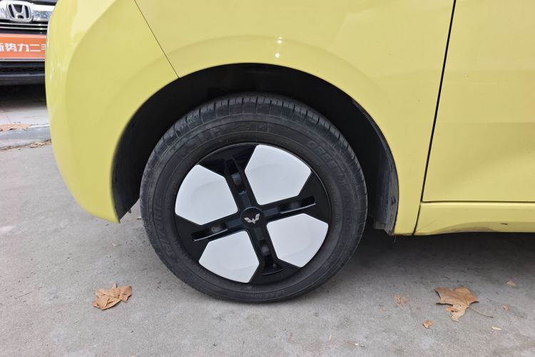 五菱汽车 宏光MINIEV 2024款 第三代 215km 进阶版车身外观6007