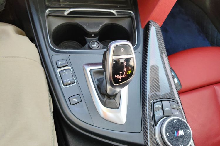 宝马4系 2014款 420i 设计套装型局部细节18