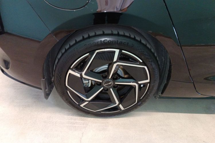 比亚迪 海豹 2022款 700km 长续航后驱版车身外观6008