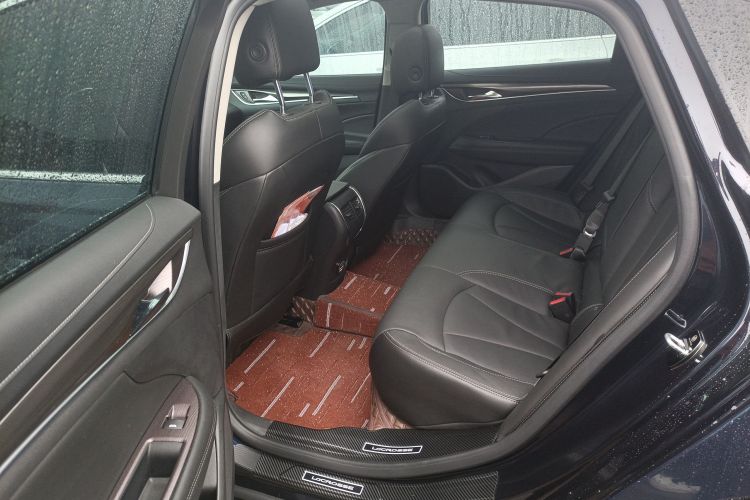 别克 君越 2022款 652T 豪华型中控内饰7004