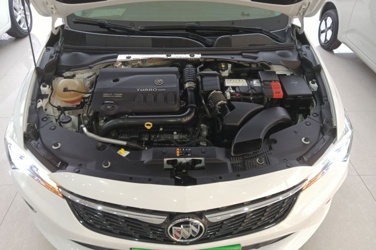 别克 威朗 2023款 Pro 乐享版机舱底盘24