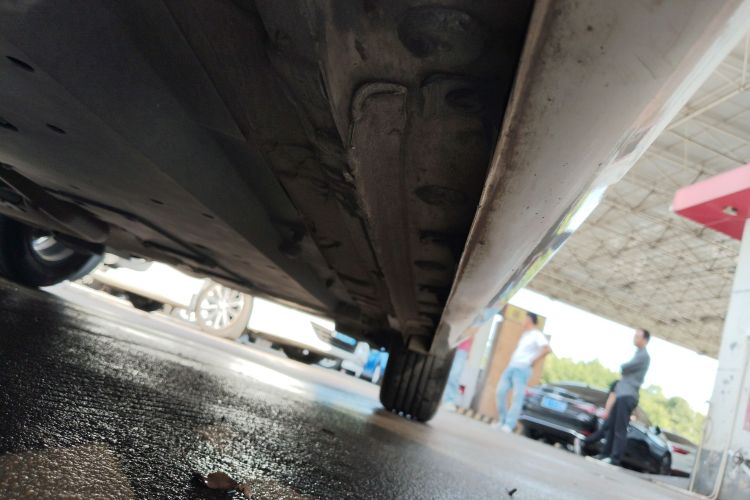 长安 逸动 2023款 畅享版 PLUS 蓝鲸NE 1.4T GDI DCT尊贵版局部细节9002