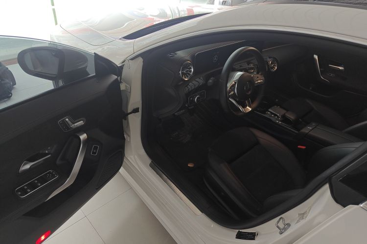 奔驰CLA 2020款 CLA 200中控内饰7003