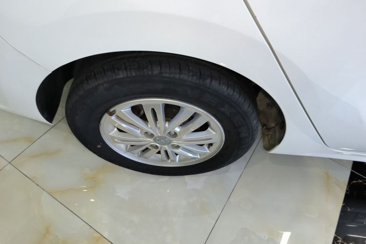 起亚 焕驰 2019款 1.4L 手动智享版Value 国VI车身外观6008