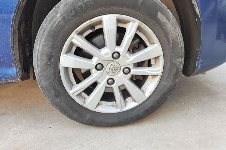 宝骏360 2018款 1.5L 自动精英型 国V车身外观10