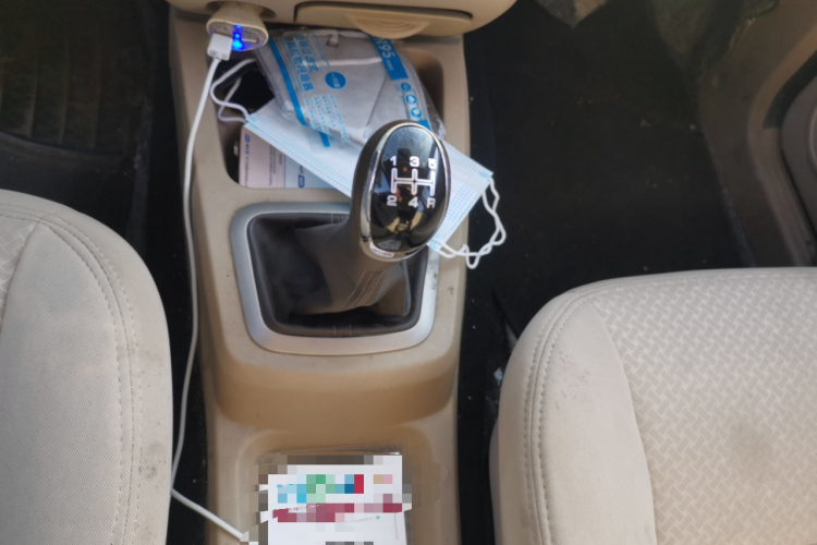 北汽威旺M30 2017款 1.5L M30S 标准型DAM15DL中控内饰18