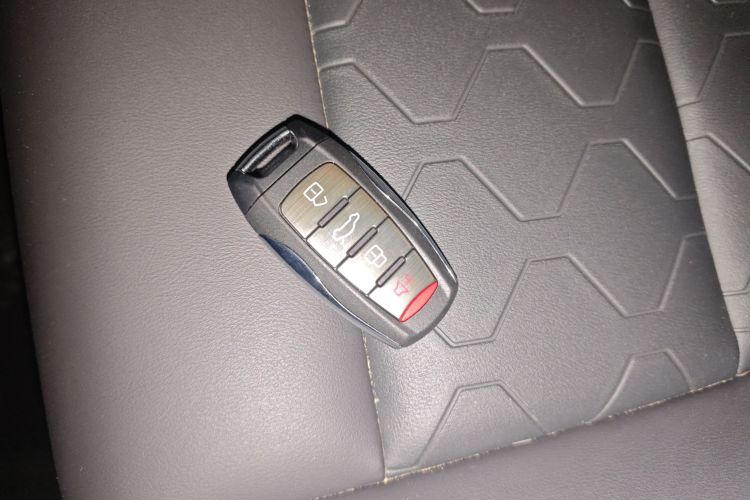 哈弗大狗 2024款 1.5T DCT边牧版中控内饰11