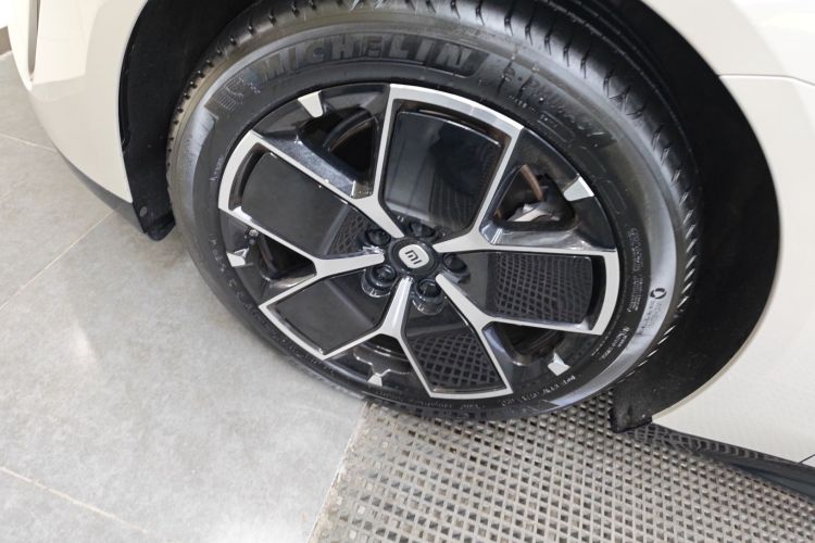 小米汽车 小米SU7 2024款 后驱长续航智驾版车身外观6007