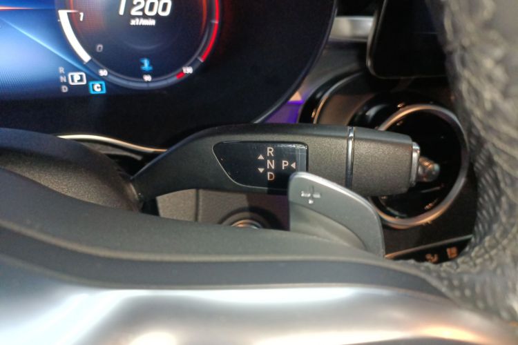 奔驰C级 2020款 改款 C 200 L 时尚型运动版局部细节18