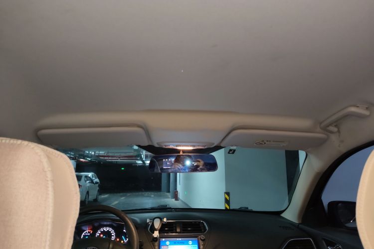 福特 福睿斯 2017款 改款 1.5L 手动舒适型中控内饰22