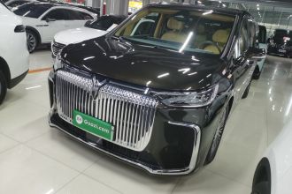岚图汽车 岚图梦想家 2025款 PHEV 四驱旗舰鲲鹏版