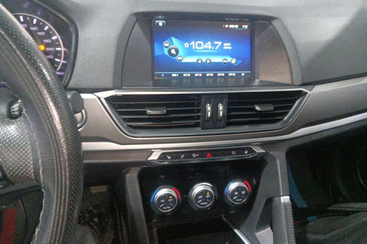 哈弗H6 2018款 红标 运动版 1.5T 手动两驱精英型中控内饰16