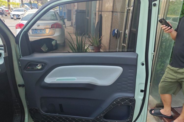 五菱汽车 宏光MINIEV 2021款 马卡龙臻享款 磷酸铁锂中控内饰7005