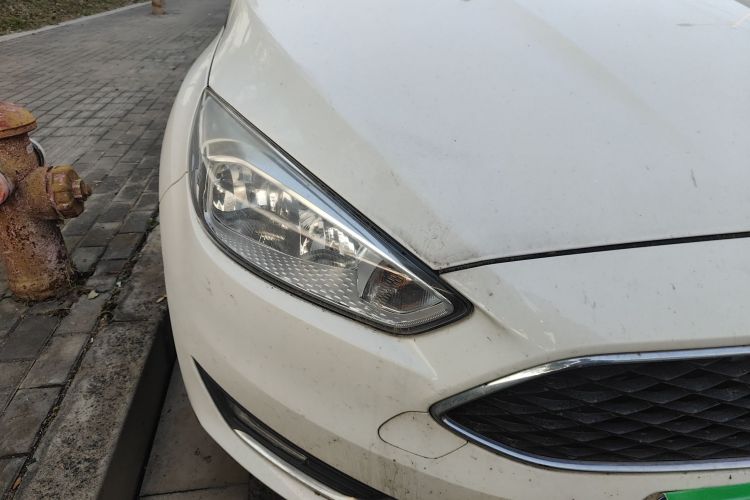 福特 福克斯 2017款 两厢 1.6L 自动风尚型智行版车身外观6006