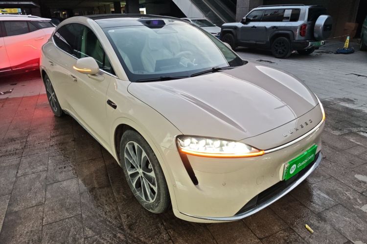 鸿蒙智行 智界R7 2025款 增程 251km Max车身外观6002