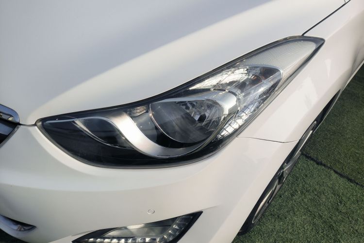 现代 朗动 2015款 1.6L 自动领先型局部细节36