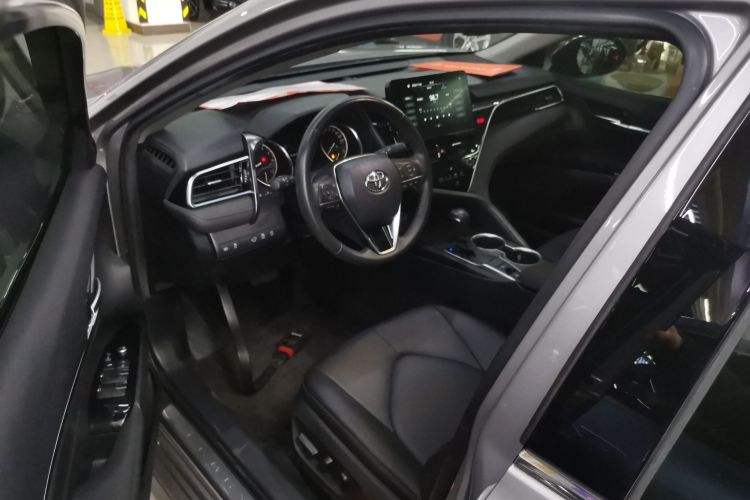 丰田 凯美瑞 2021款 2.0G 豪华版中控内饰7003