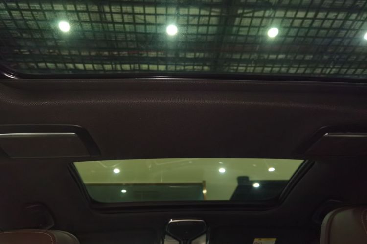 宝马7系 2021款 740Li 领先型 M运动套装中控内饰22