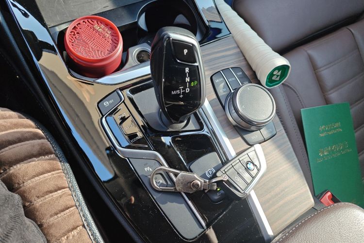 宝马X3 2020款  xDrive28i M运动套装中控内饰18