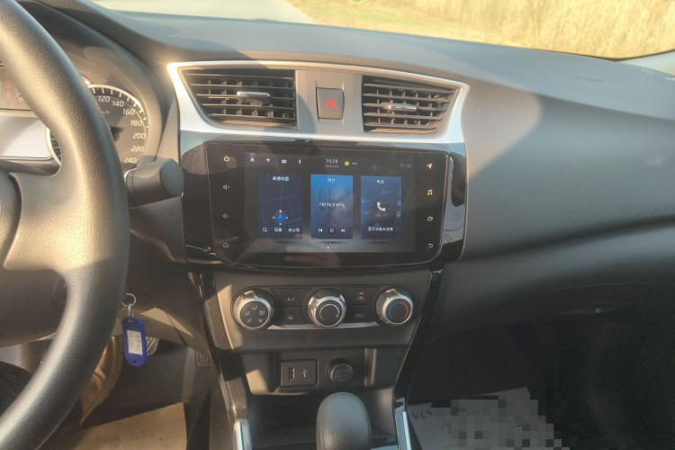 日产 轩逸 2022款 经典 1.6XL CVT豪华版中控内饰16