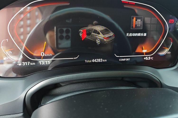 宝马3系 2022款 325Li M运动套装中控内饰15