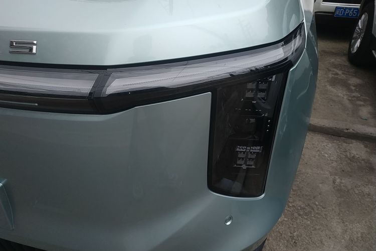 上汽大通MAXUS 大家7 2024款 605km 森林加长续航版局部细节36