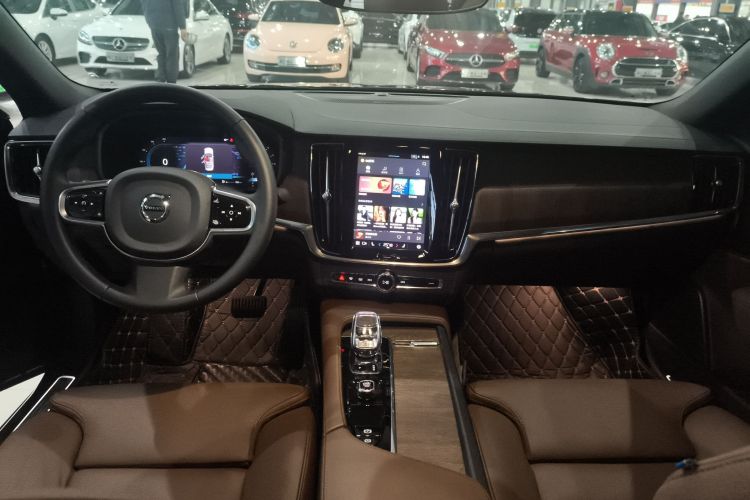沃尔沃S90 2025款 B5 智远豪华版中控内饰12