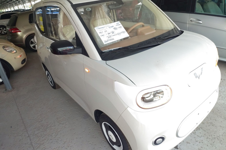 五菱汽车 宏光MINIEV 2024款 第三代 215km 青春版车身外观3