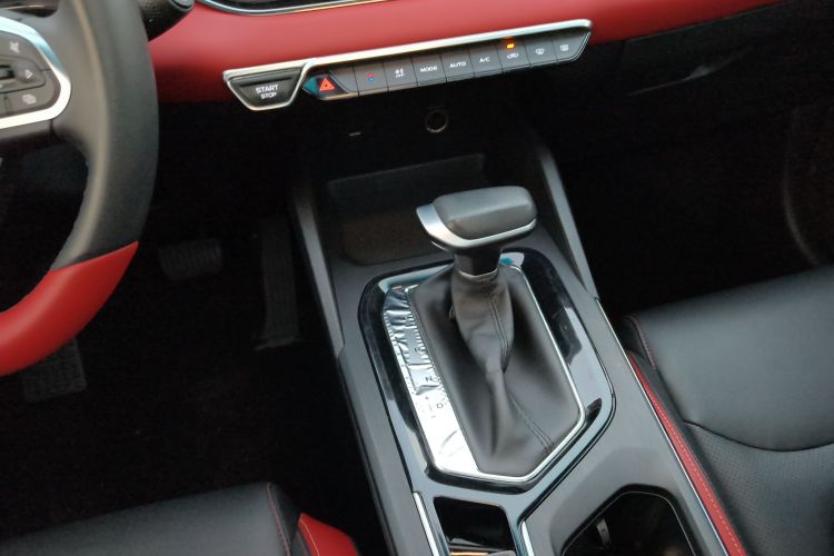 吉利汽车 帝豪S 2021款 1.4T CVT尊贵型中控内饰18