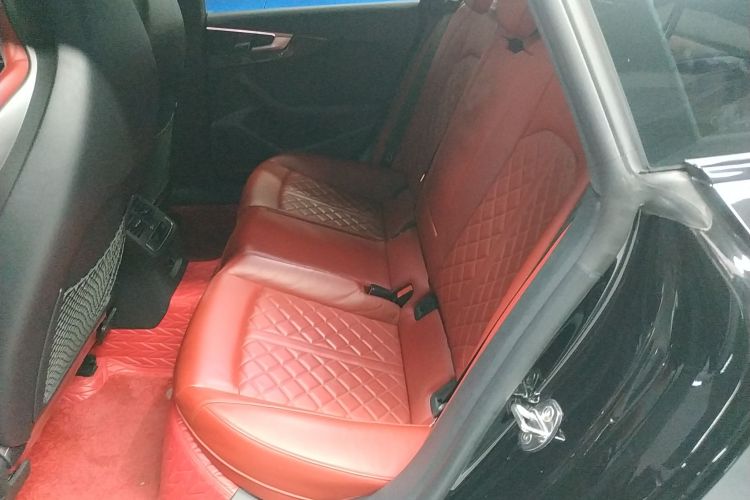 奥迪S5 2020款 S5 3.0T Sportback中控内饰7004