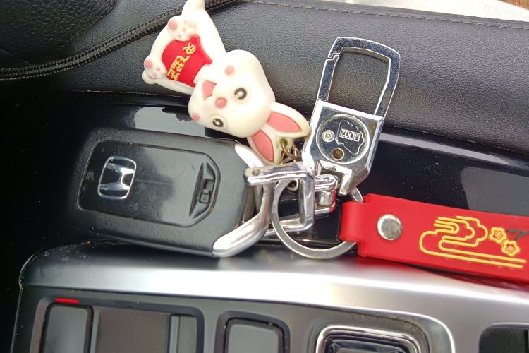 本田UR-V 2017款 370TURBO 两驱尊贵版 国V中控内饰7001