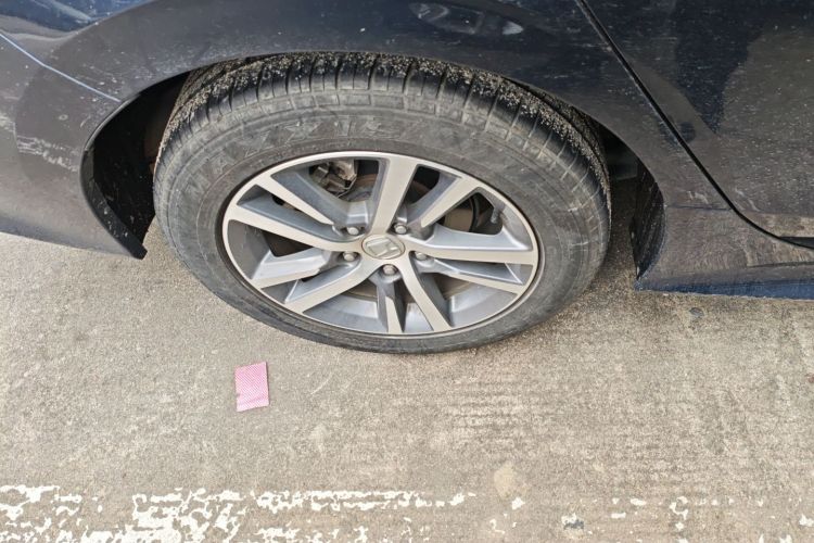 本田 思域 2022款 240TURBO CVT劲动版车身外观6008