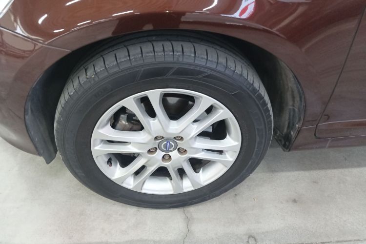 沃尔沃XC60 2016款 T5 智进版车身外观6007